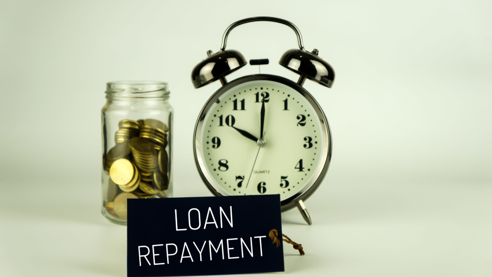 How Does Repaying an RRSP Loan Work?